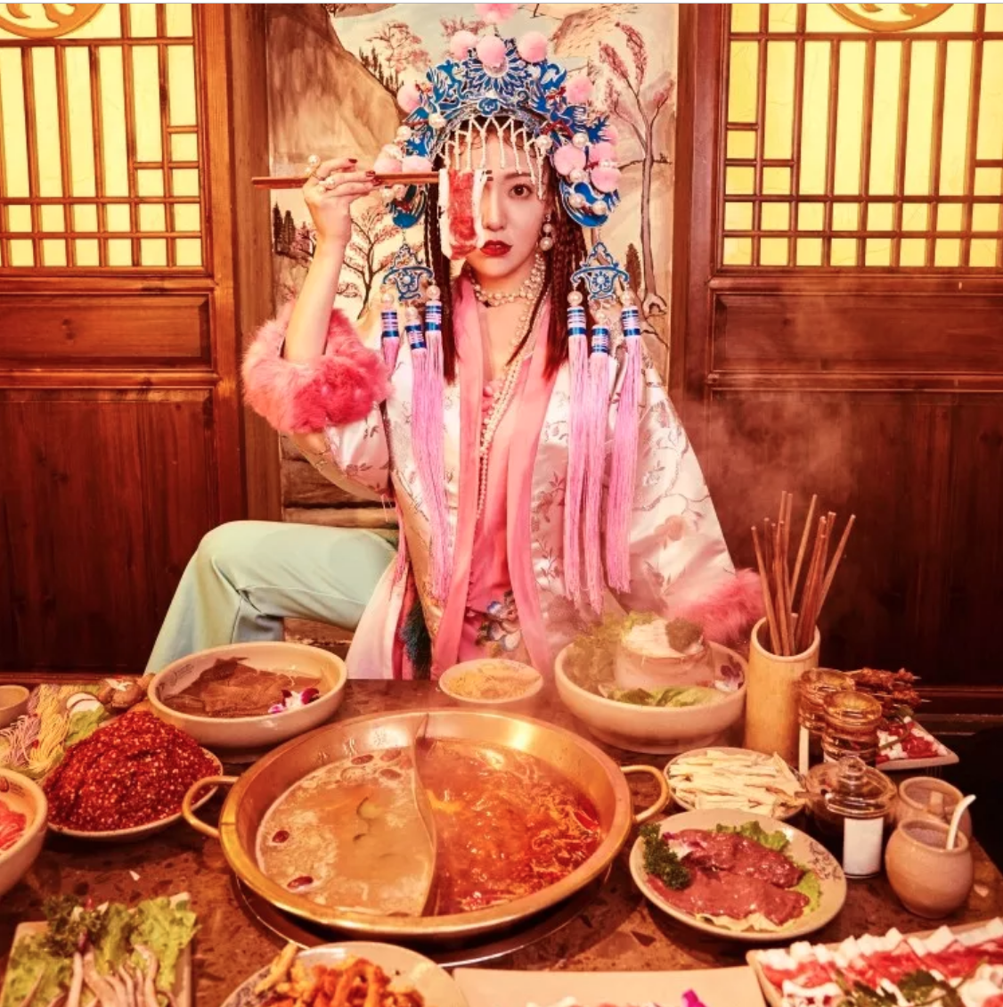 不是被父亲赶出家门,美食top1主播可能还是一条“咸鱼”-凤投会
